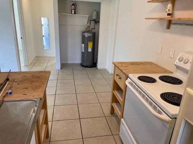 Building Photo - 2322 Stone St