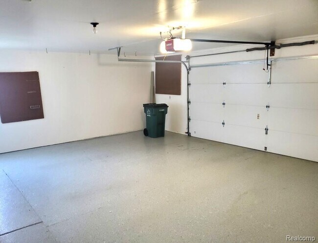 Building Photo - 5057 Prentis Dr