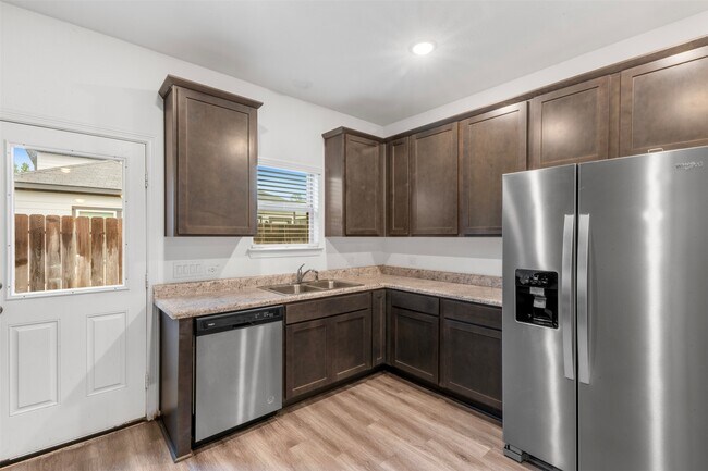 Building Photo - 16639 Spirit St