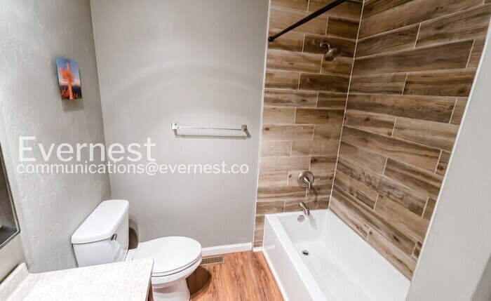 Building Photo - 3308 Roadrunner Trail