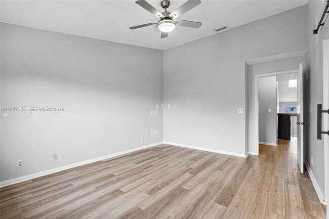 Building Photo - 2149 Discovery Cir W