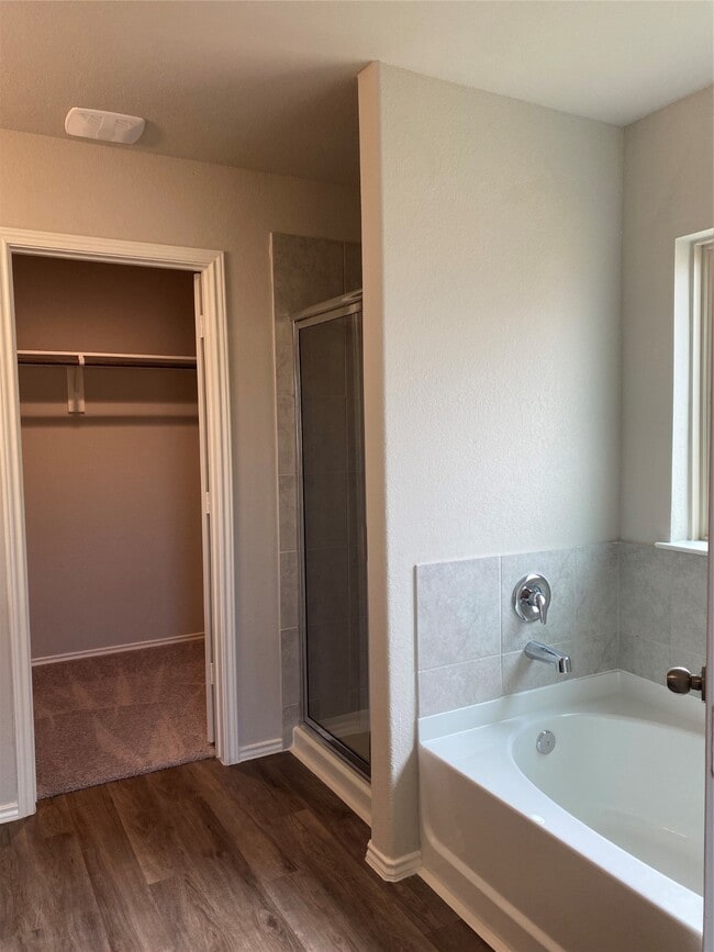 Building Photo - 802 Faison Ct