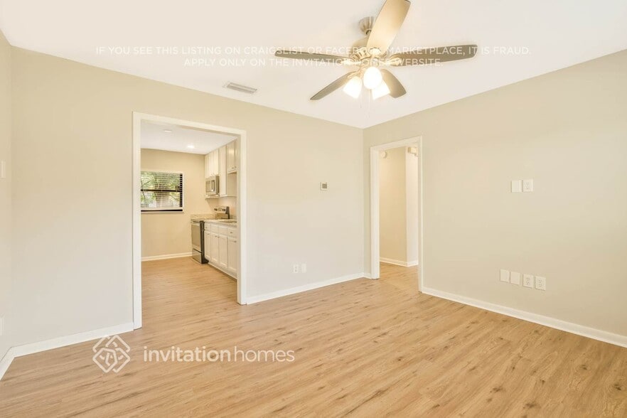 Building Photo - 6342 Sauterne Dr