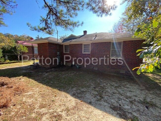 Building Photo - Standish Acres Home