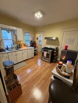 Building Photo - 34 Sunset Rd