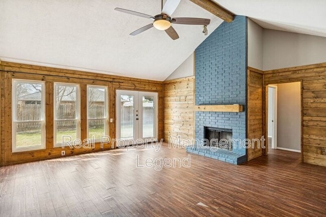 Building Photo - 3740 Racquet Ct