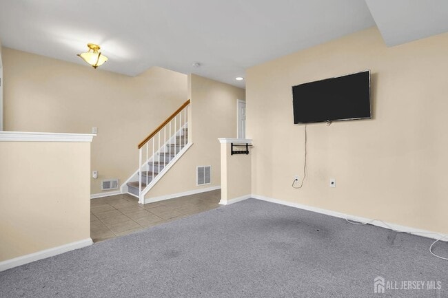 Building Photo - 63 Giera Ct