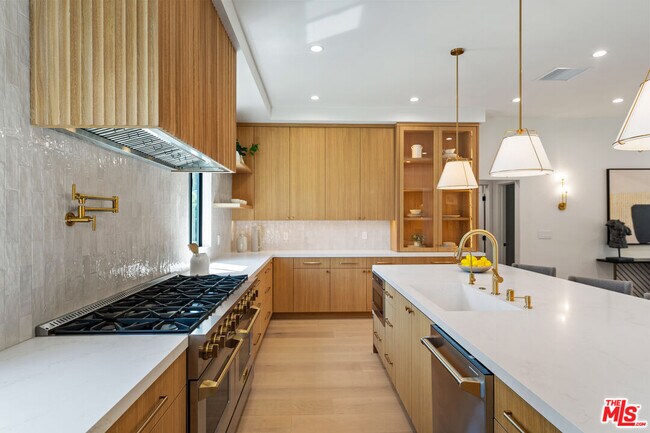 Building Photo - 20215 Lorenzana Dr