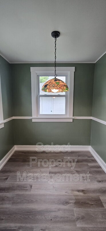 Building Photo - 702 Archer Ave