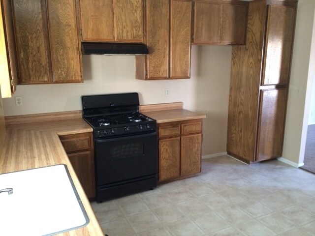 Building Photo - 12783 Kiowa Rd