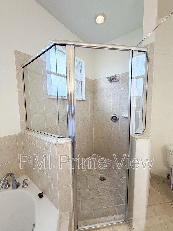 Building Photo - 12997 SW 135th St