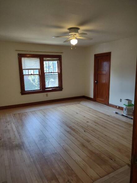 Building Photo - 2436 N Weil St