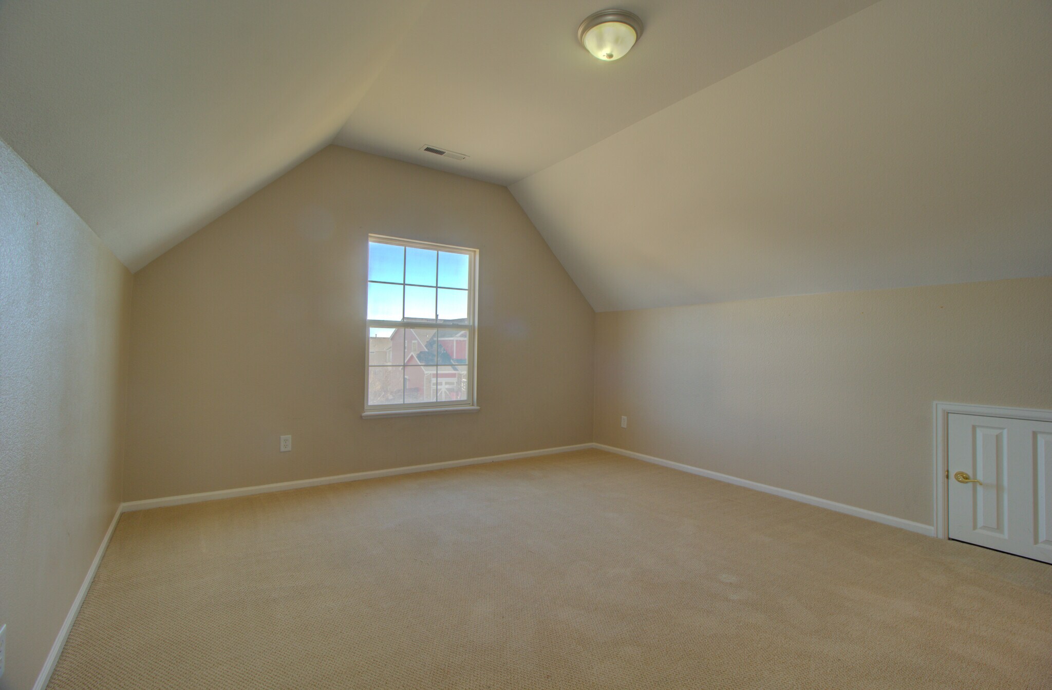Building Photo - 9202 Royal Melbourne Cir
