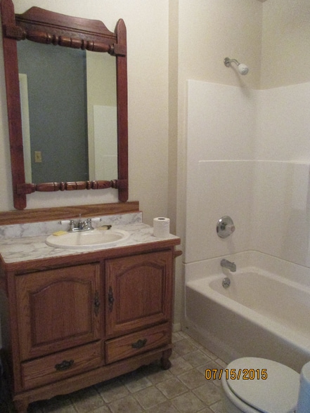 Building Photo - 102 4th St W