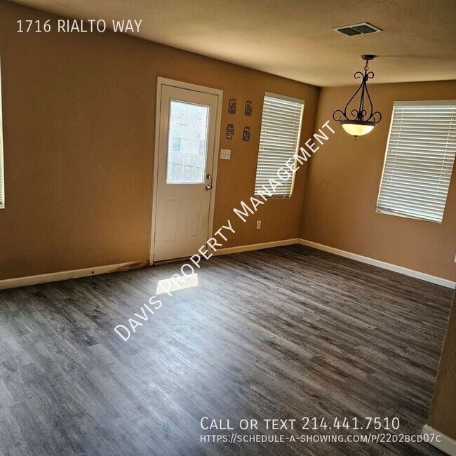 Building Photo - 1716 Rialto Way