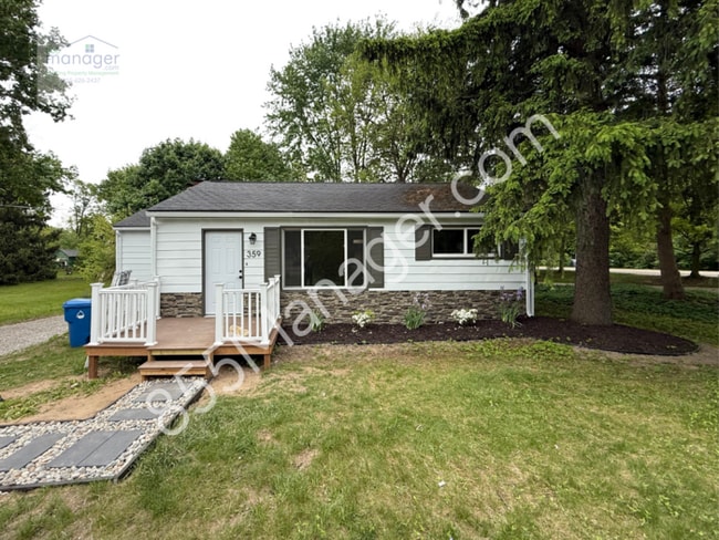 Primary Photo - Fully Renovated 3-Bedroom Home with Sunroo...
