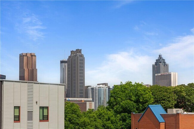 Building Photo - 415 Gartrell St SE