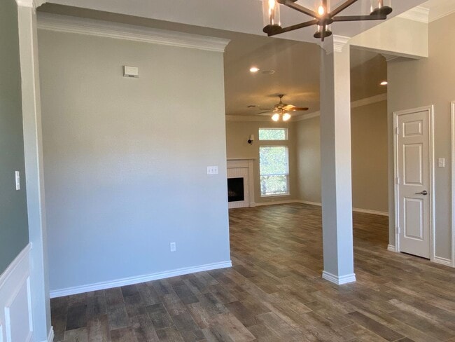 Building Photo - 4 BEDROOM IN RED ROCK, BELTON ISD