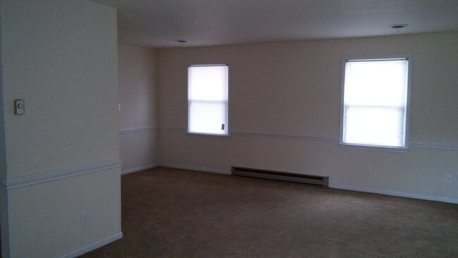 Building Photo - Chester Area