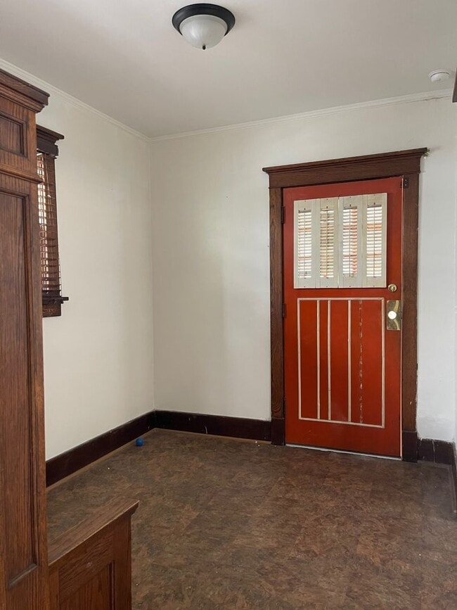 Building Photo - Spacious 4 bedroom house coming soon!!