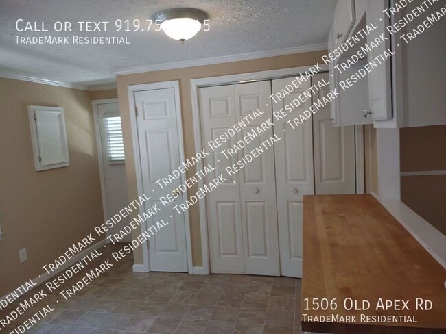 Building Photo - 1506 Old Apex Rd
