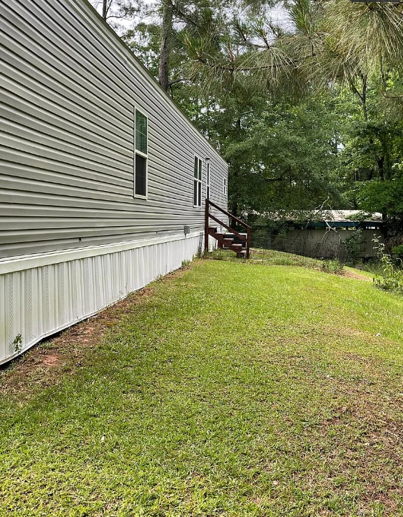 Building Photo - 161 Burr Rd