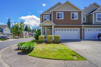 Building Photo - 4013 NE 89th Way
