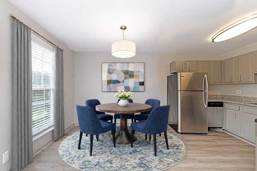 DIningLR - Kensington Columbia