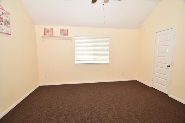 Building Photo - 10135 Cypress Path