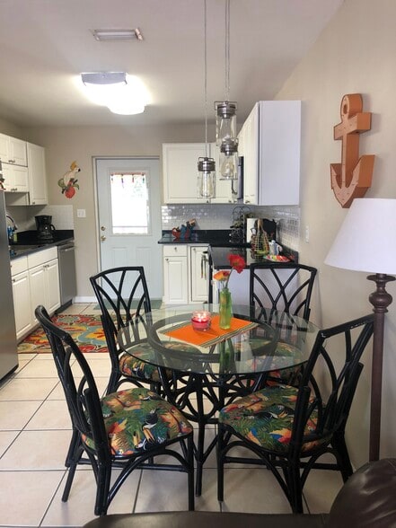 Building Photo - 3463 Brink Cir