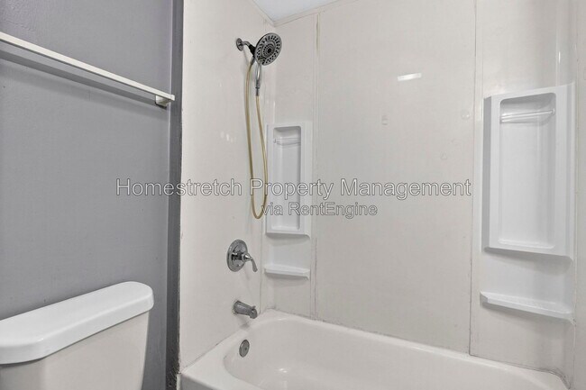 Building Photo - 3107 Osceola St