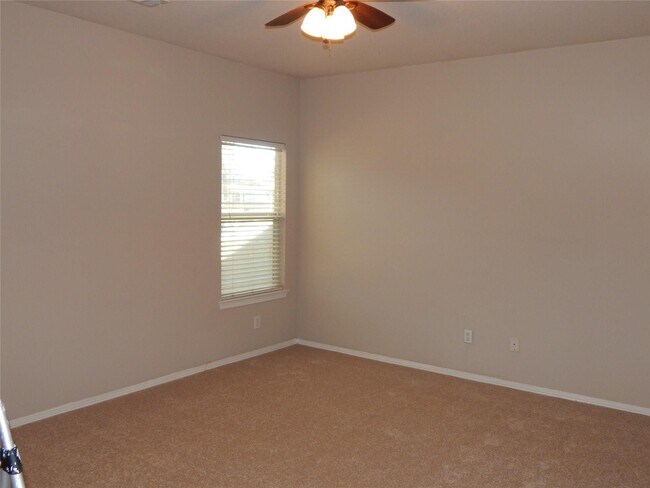 Building Photo - 272 Mesa View