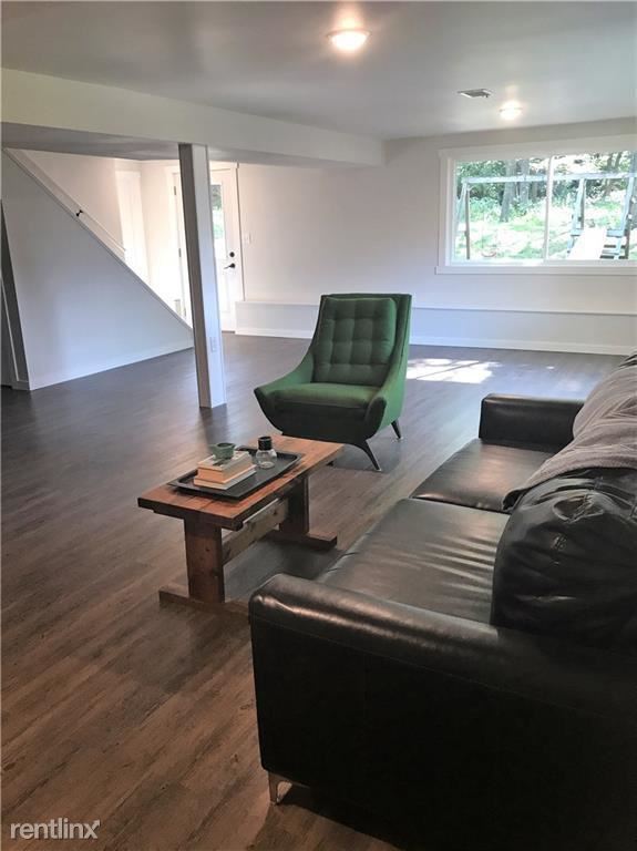 Building Photo - 4 br, 2 bath House - 2921 La Salle Street