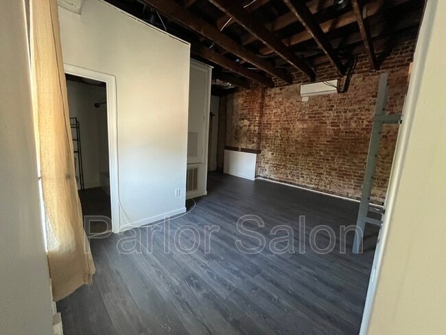 Building Photo - 2200 E Main St