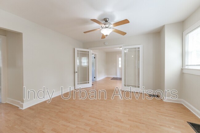 Primary Photo - 2112 N Spencer Ave