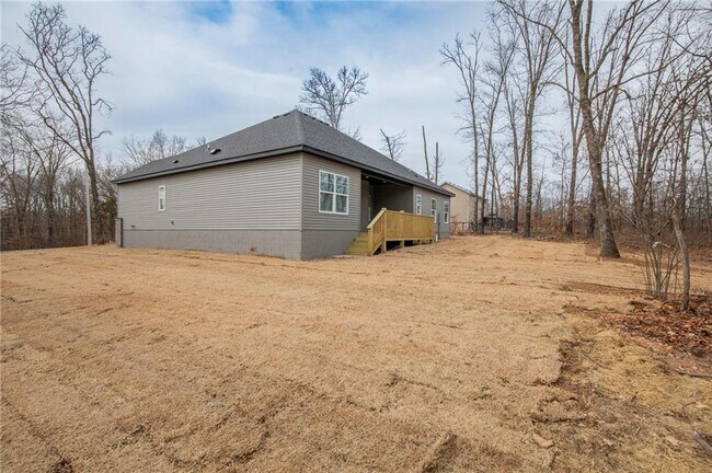 Building Photo - 14 Kinloch Dr