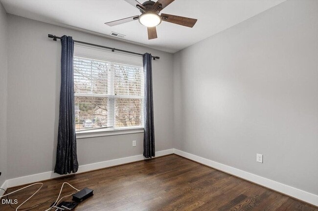 Building Photo - 714 1/2 S State Street Unit