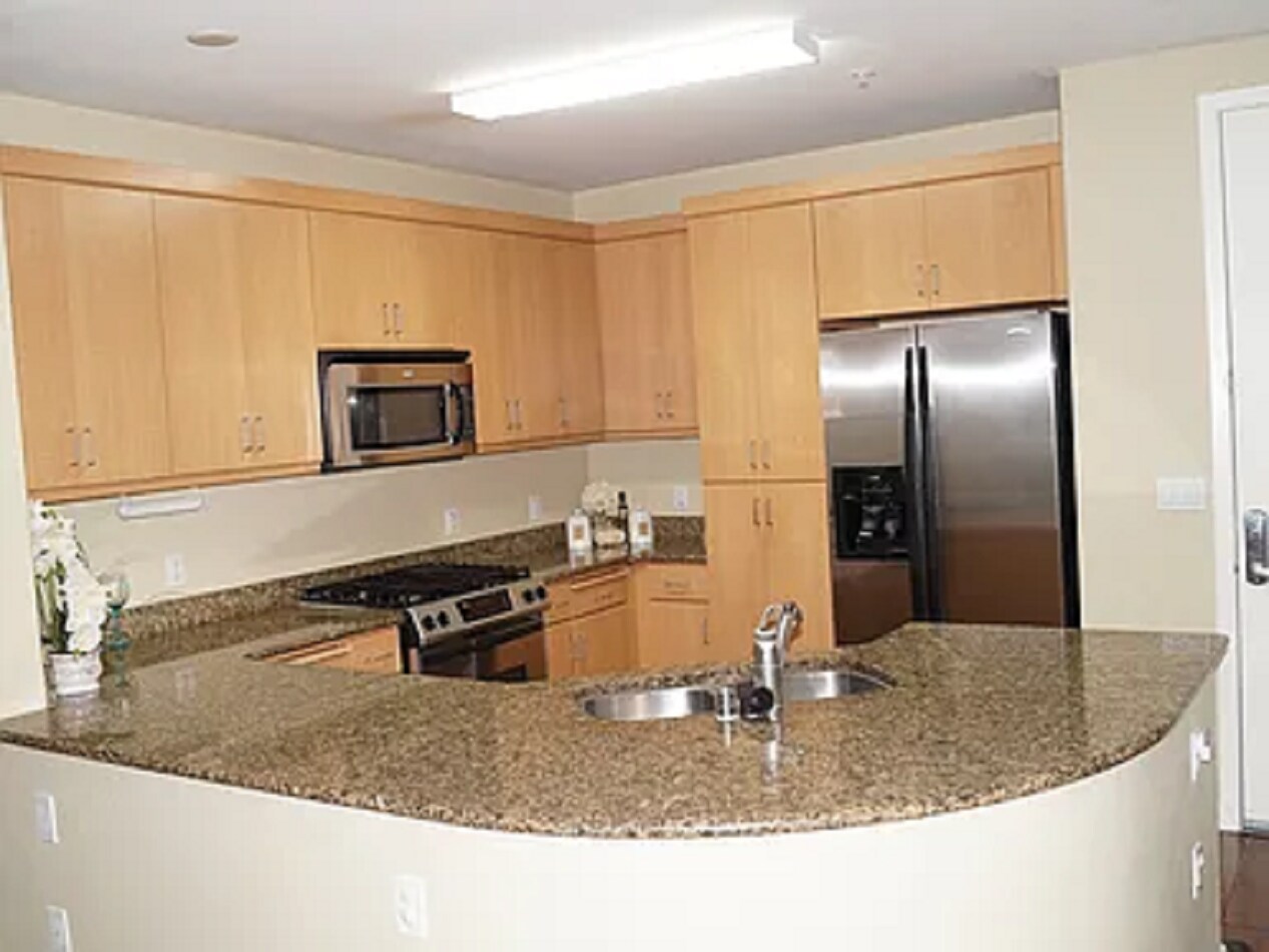 kitchen - 5501 De Marcus Blvd