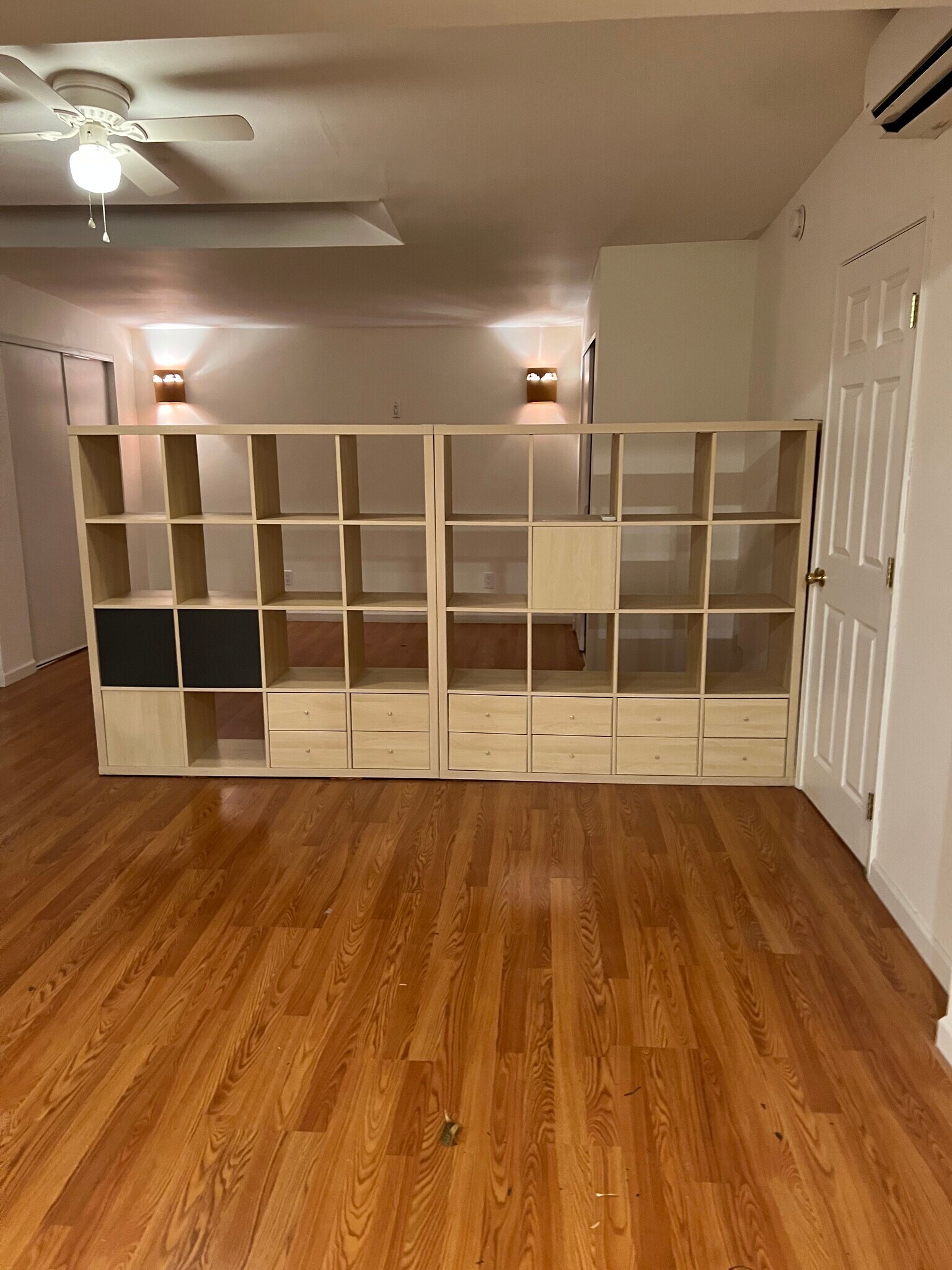 Building Photo - 1124 Hi Point St