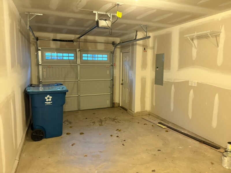 Building Photo - 3098 Goshen Dr