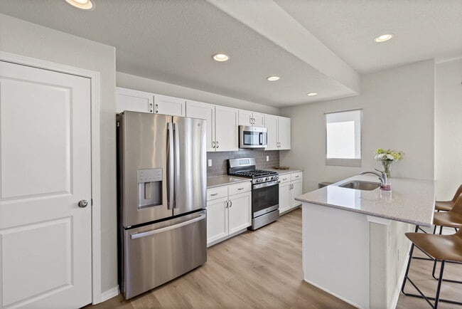 Building Photo - 7430 Alatna Pl