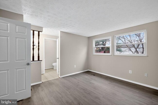 Building Photo - 3602 Castle Terrace