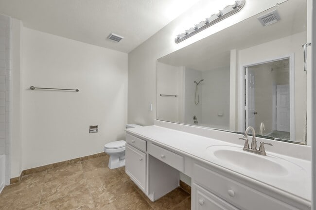 Building Photo - 28715 Fox Lynn Dr