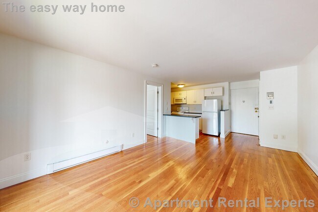 Building Photo - 134 Summer St