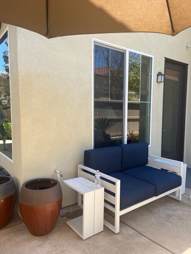 Building Photo - 1580 Chert Dr