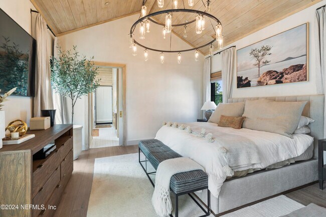 Building Photo - 4096 Ponte Vedra Blvd