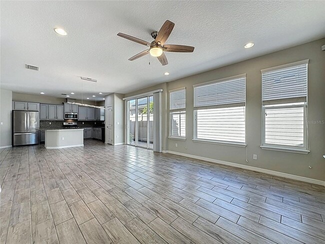 Building Photo - 329 Alcove Dr