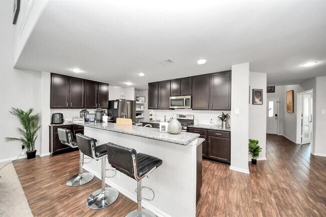 Building Photo - 2643 Ridgeback Dr