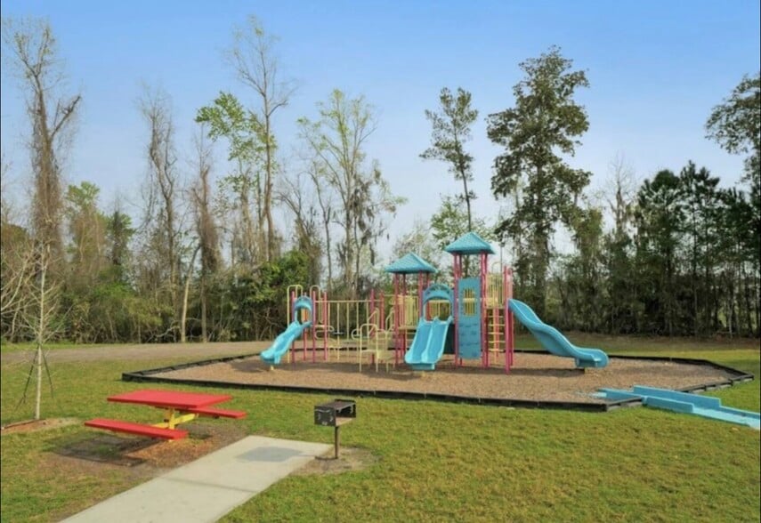 Building Photo - 8227 Lobster Bay Ct