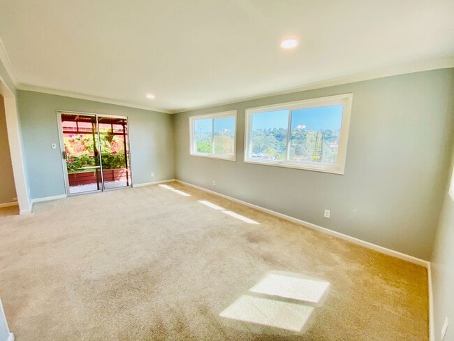 Building Photo - Stunning Allied Gardens Home- Upgraded with a Beautiful View!